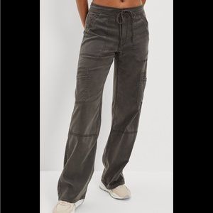 American Eagle dreamy drape stretch super high waisted wide leg pant 0 Short